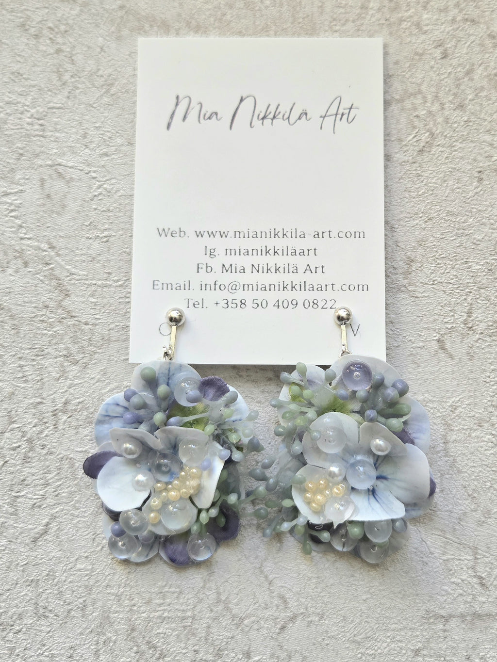 Klipsukiinnitys kukkakoru Marie