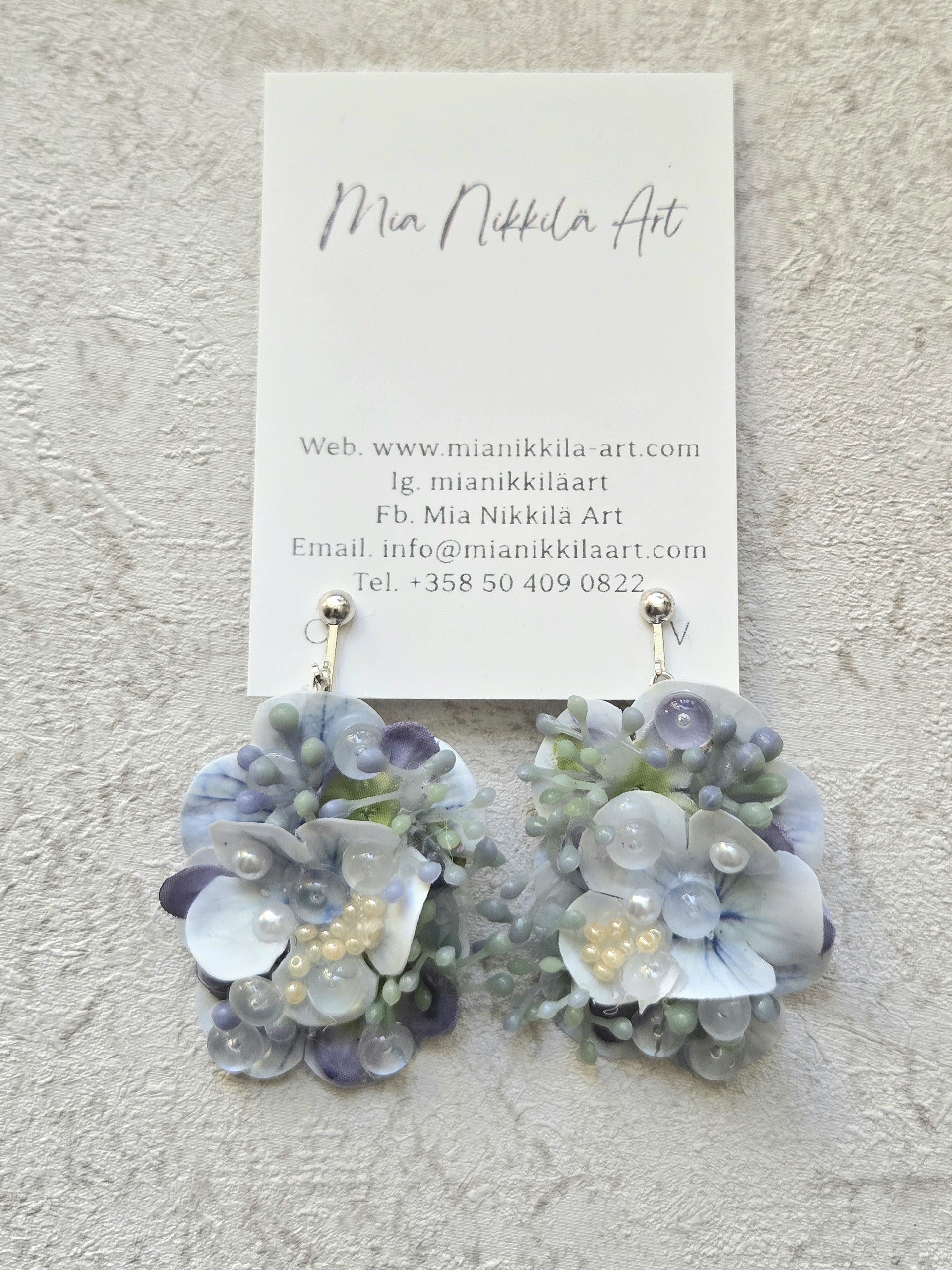 Klipsukiinnitys kukkakoru Marie