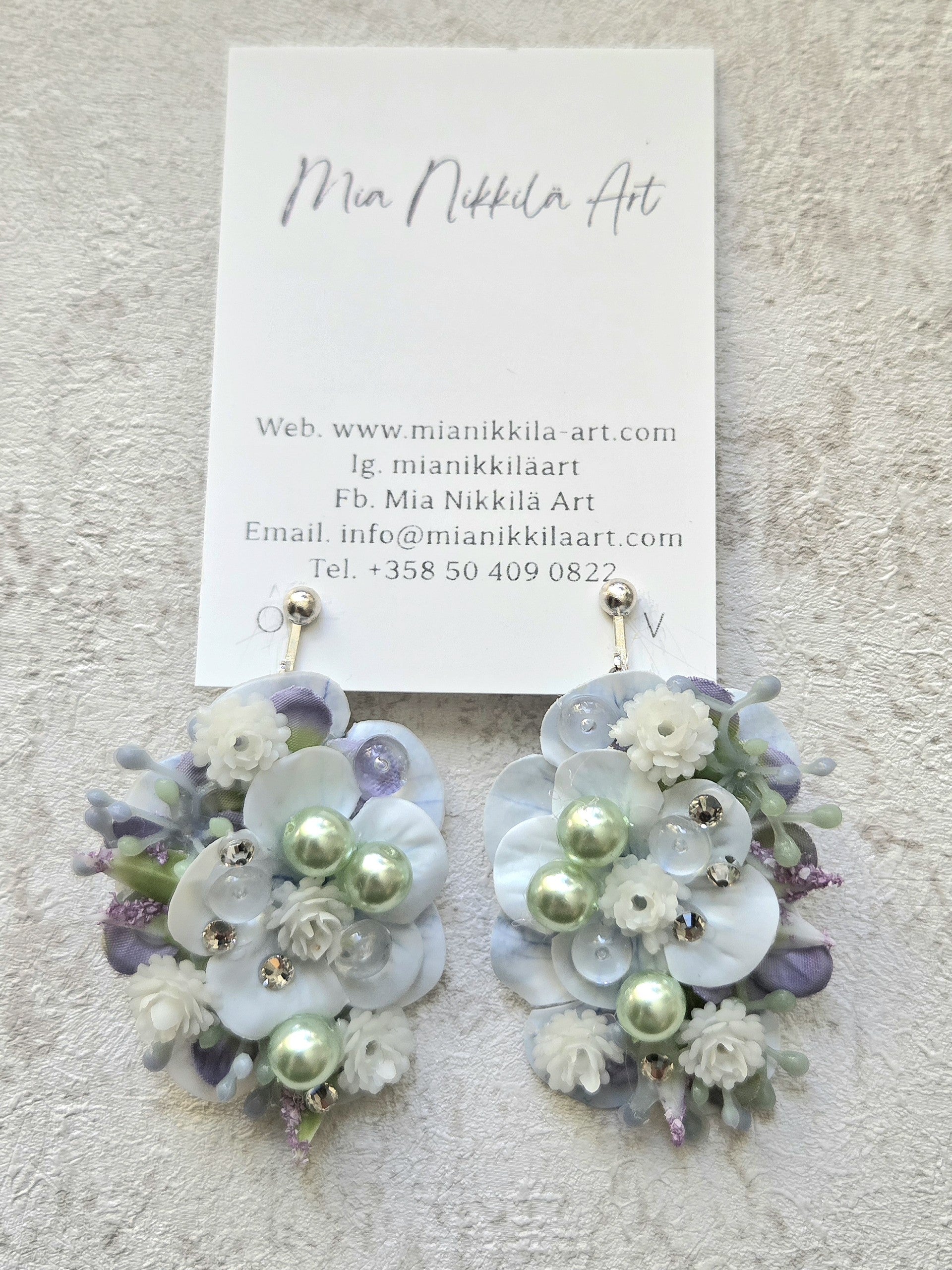 Klipsukiinnitys kukkakoru Marielle